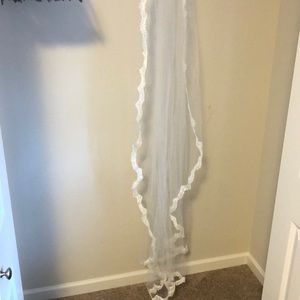 Erica Koesler wedding veil
